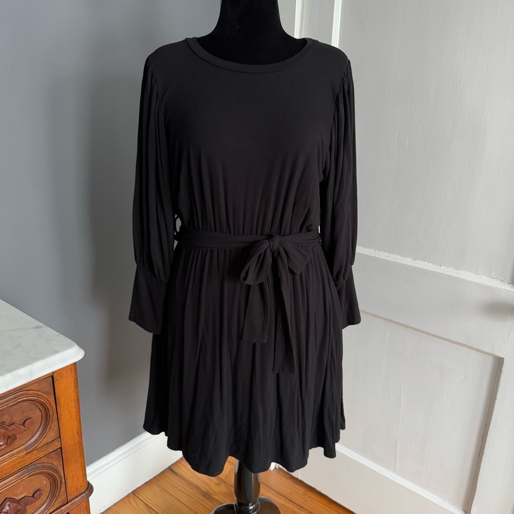 Foxblood Scoop Neck Fitted Wrist Black Dress, Women’s Size 2XL